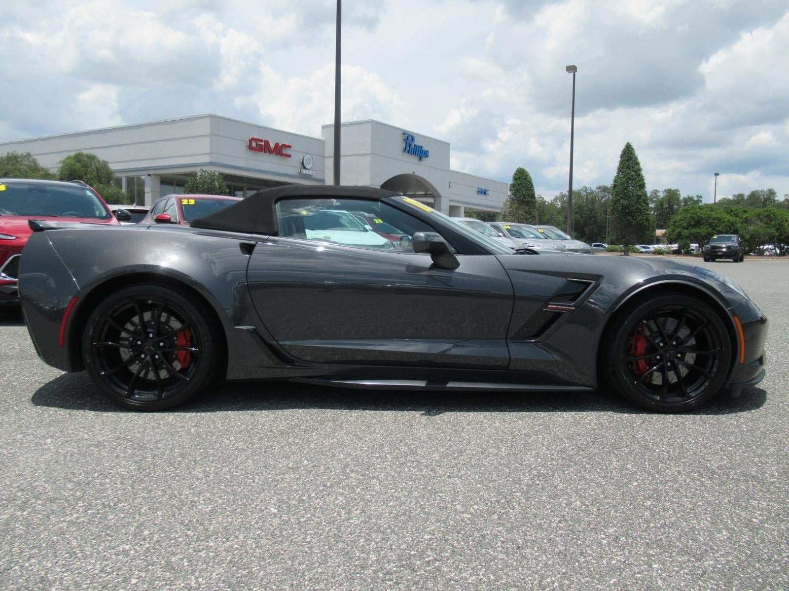 Used 2017 Chevrolet Corvette Grand Sport RWD image 2