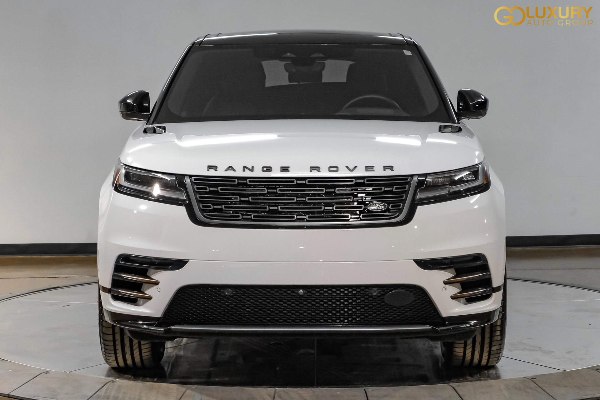 Used 2025 Land Rover Range Rover Velar Dynamic SE AWD/4WD image 7