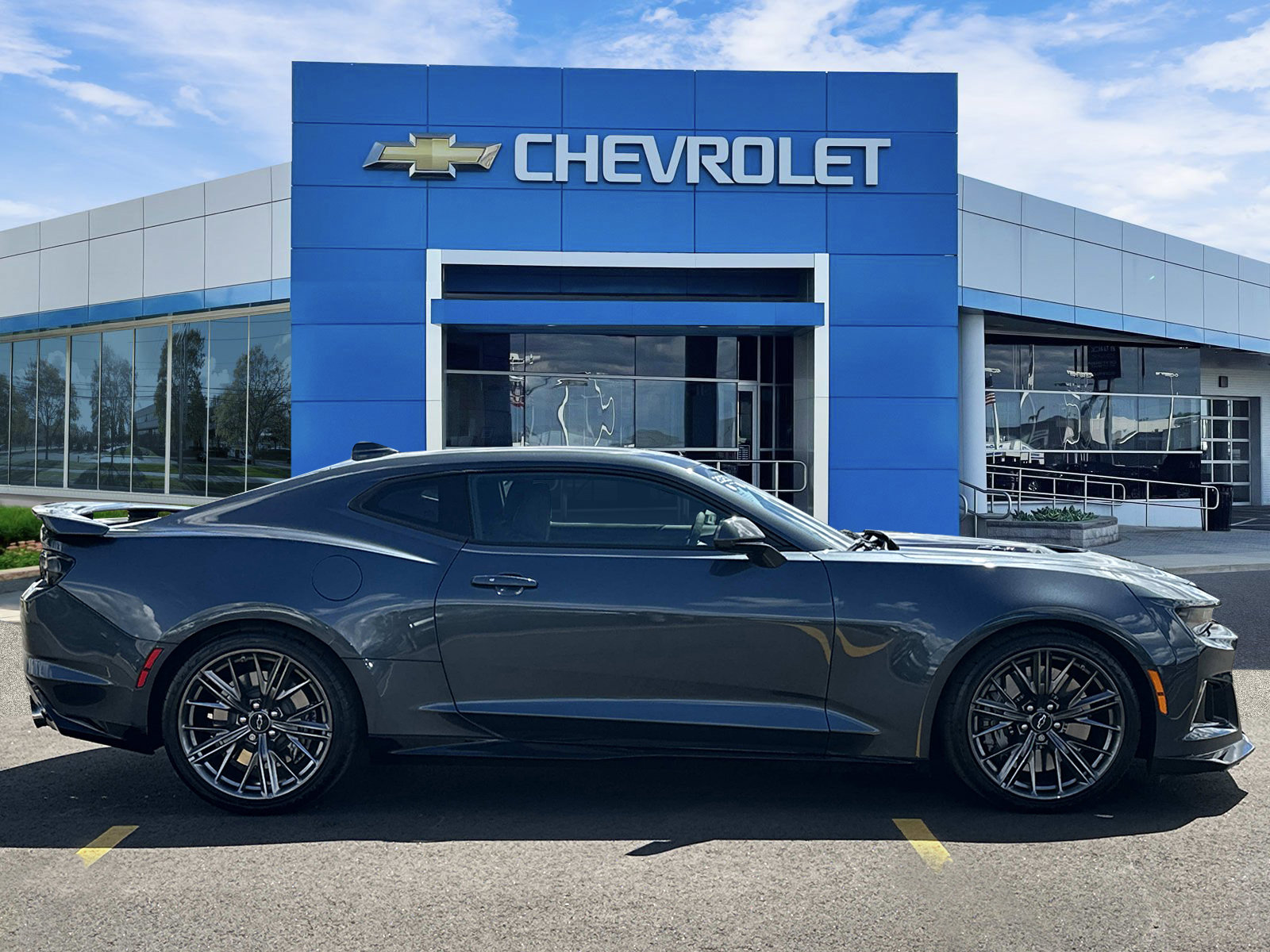 Used 2023 Chevrolet Camaro ZL1 RWD image 5