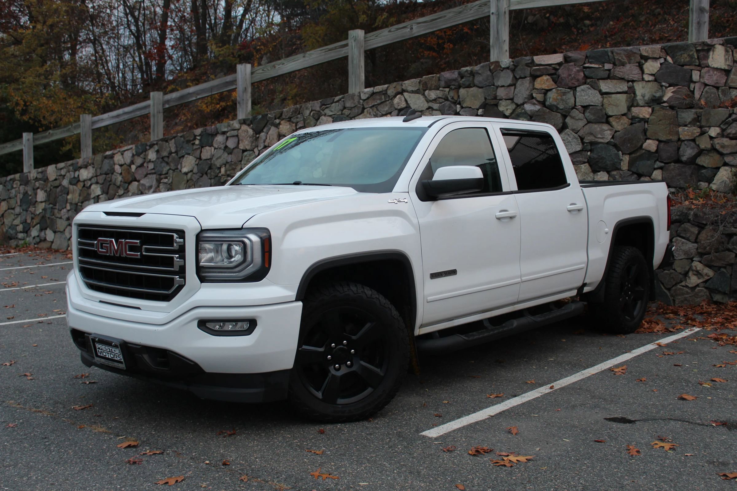 Used 2017 GMC Sierra 1500 SLE w/ SLE Value Package image 2