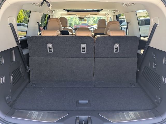 New 2026 INFINITI QX80 Luxe RWD image 12