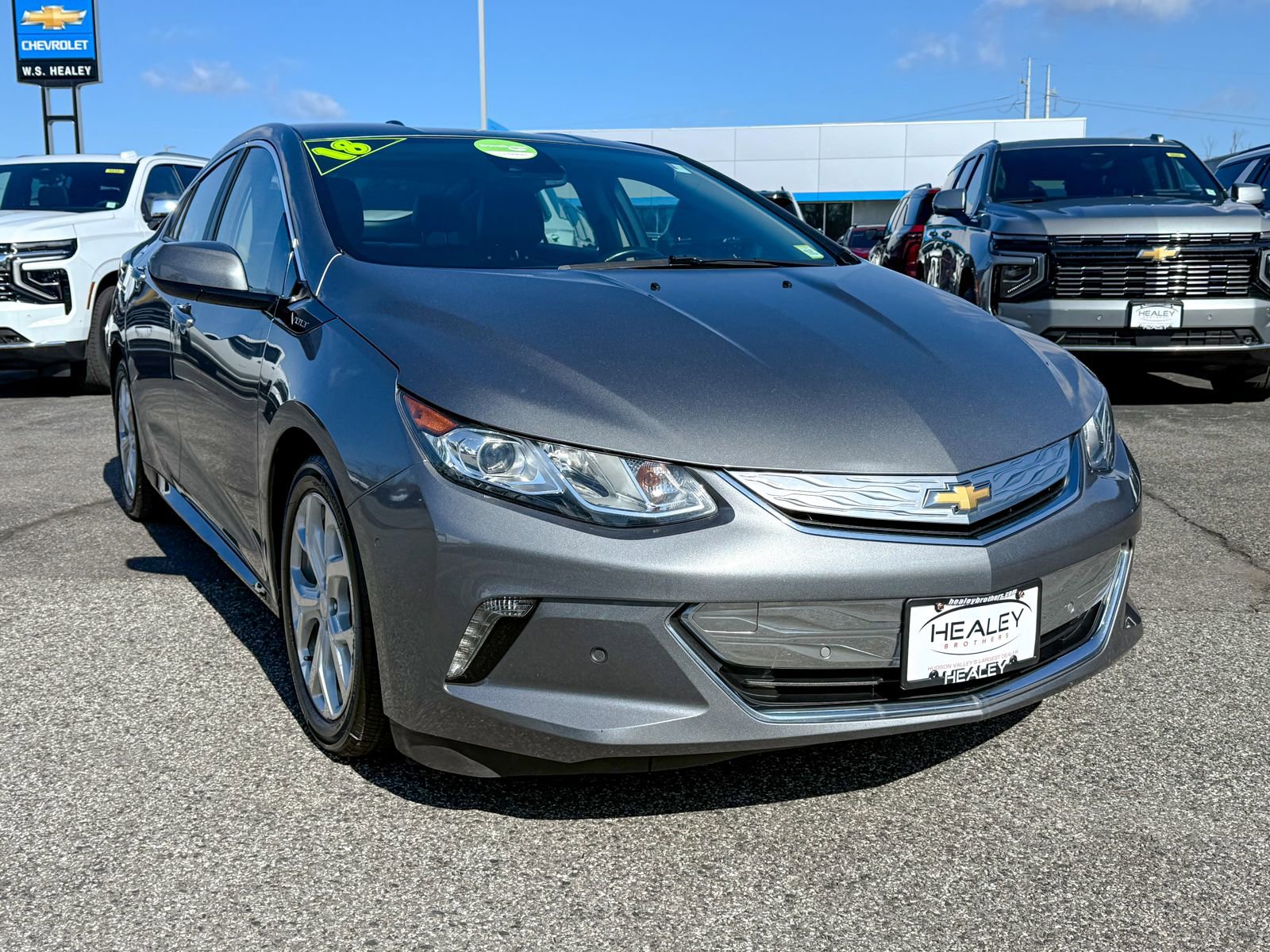 Certified 2018 Chevrolet Volt Premier w/ Driver Confidence Package image 1