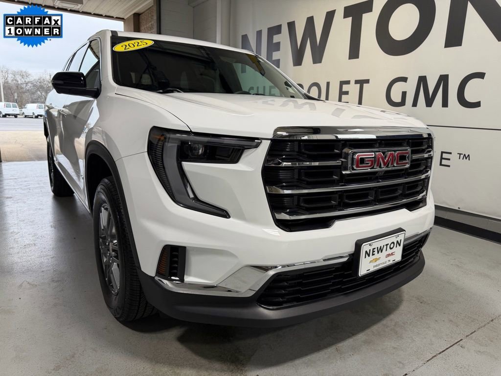 Used 2025 GMC Acadia Elevation image 38