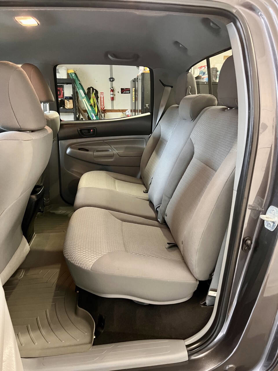 Used 2012 Toyota Tacoma PreRunner w/ SR5 Pkg RWD image 16