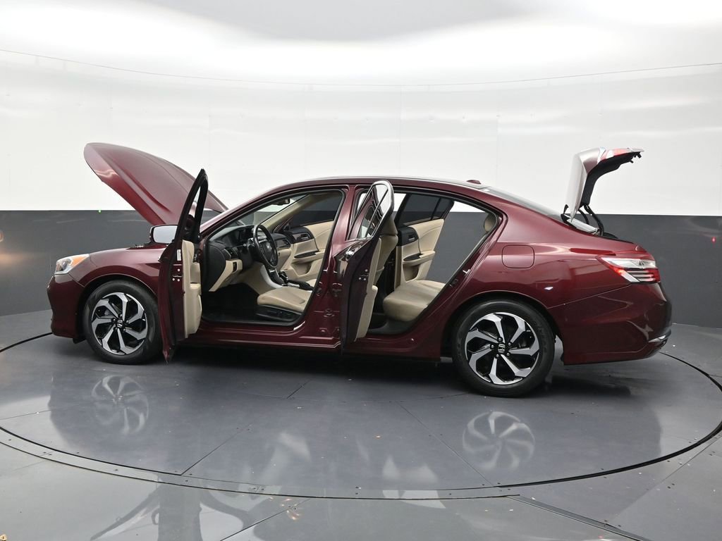Used 2017 Honda Accord EX-L image 31