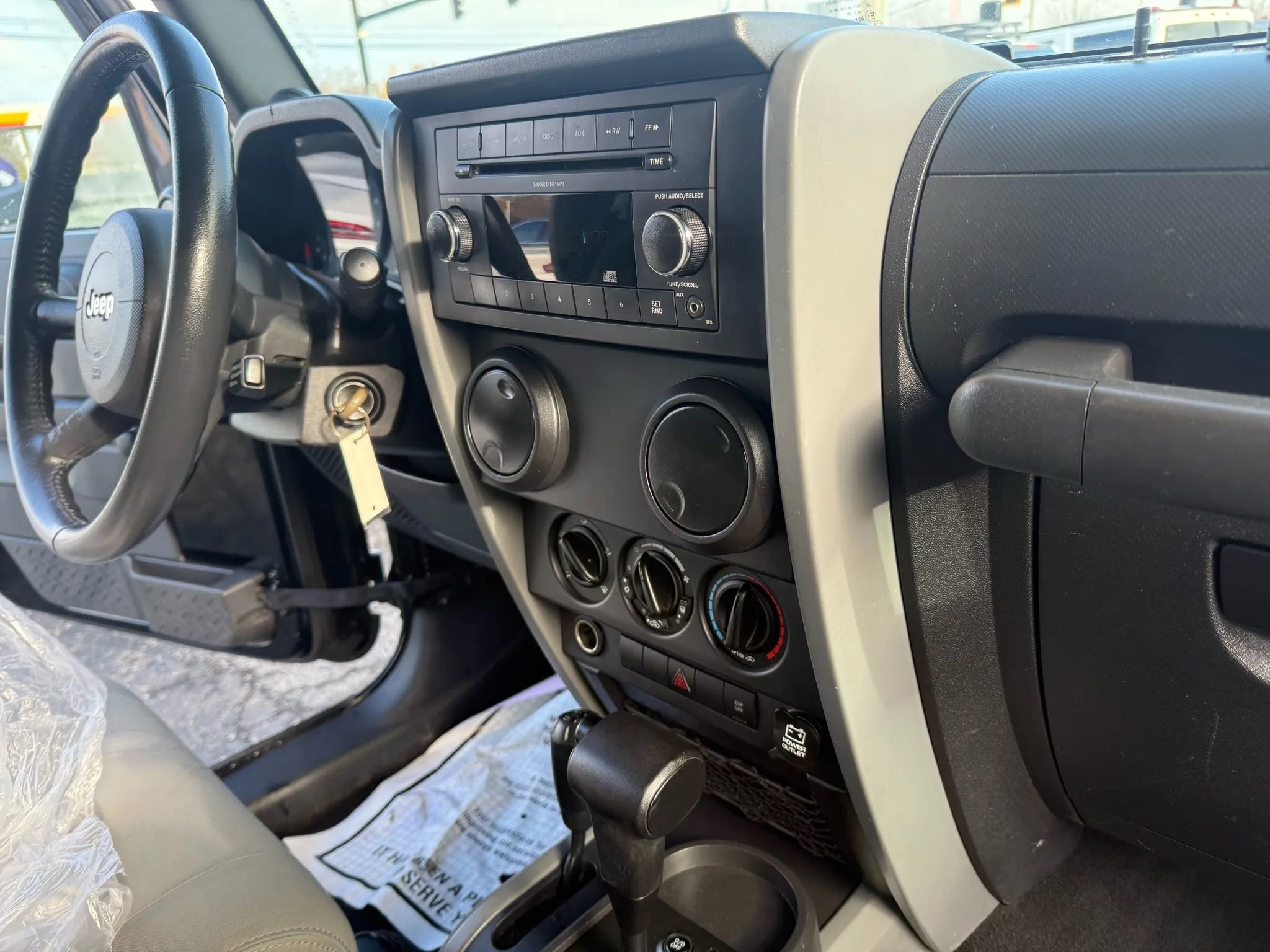 Used 2009 Jeep Wrangler X image 20