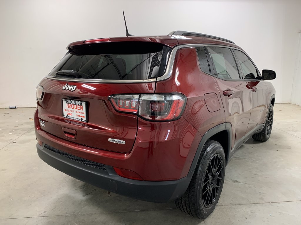 Used 2022 Jeep Compass Latitude AWD/4WD image 9