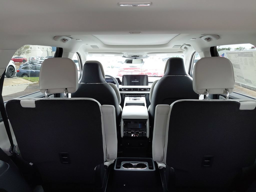 New 2026 Lincoln Aviator Reserve w/ Luxury Package AWD/4WD image 55