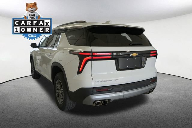 Used 2024 Chevrolet Traverse LT w/ Enhanced Driving Package AWD/4WD image 11