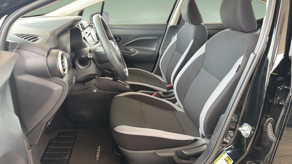 Certified 2025 Nissan Versa S w/ Trunk Package FWD image 15