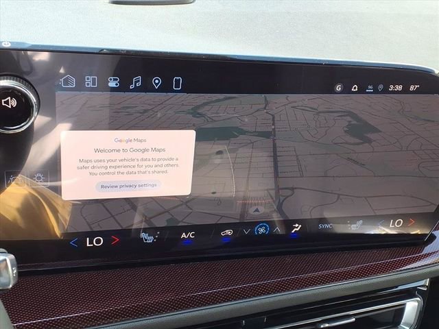 New 2026 Chevrolet Traverse Z71 w/ Enhanced Driving Package image 9