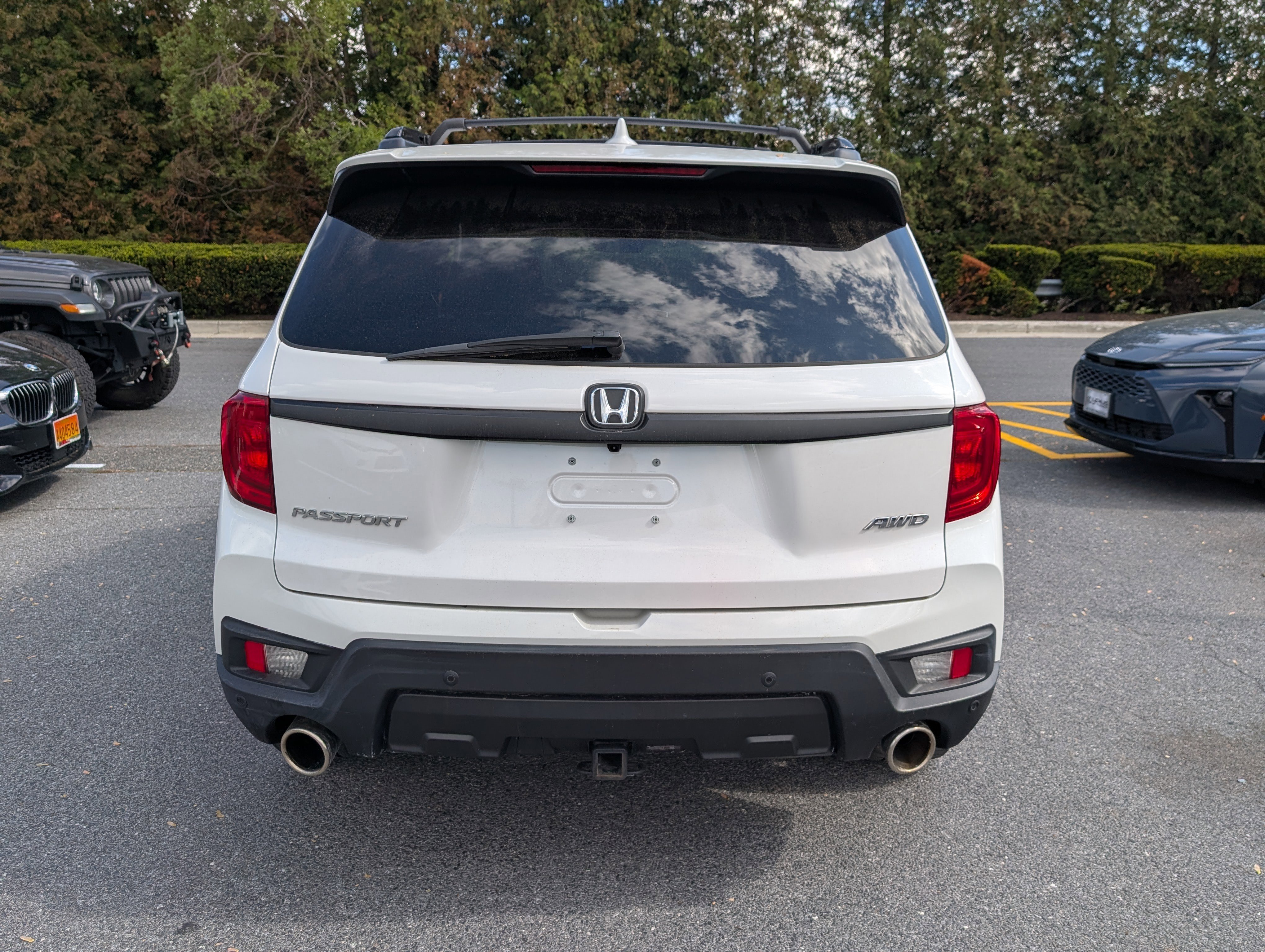 Used 2023 Honda Passport EX-L image 4