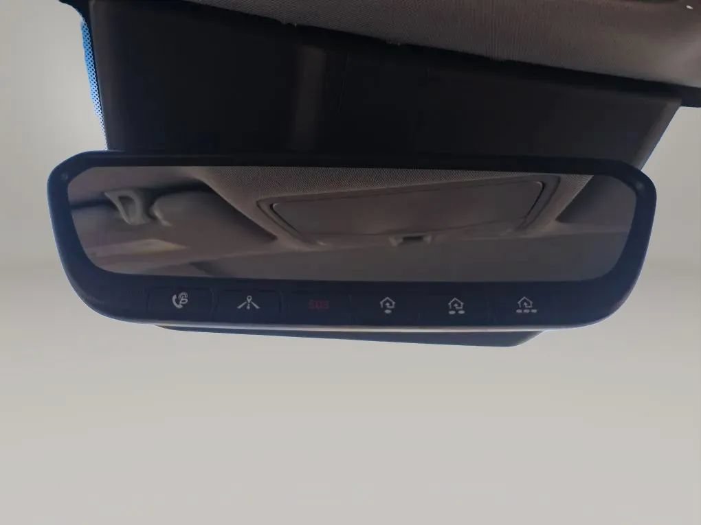 Used 2023 Hyundai Kona Limited AWD/4WD image 39