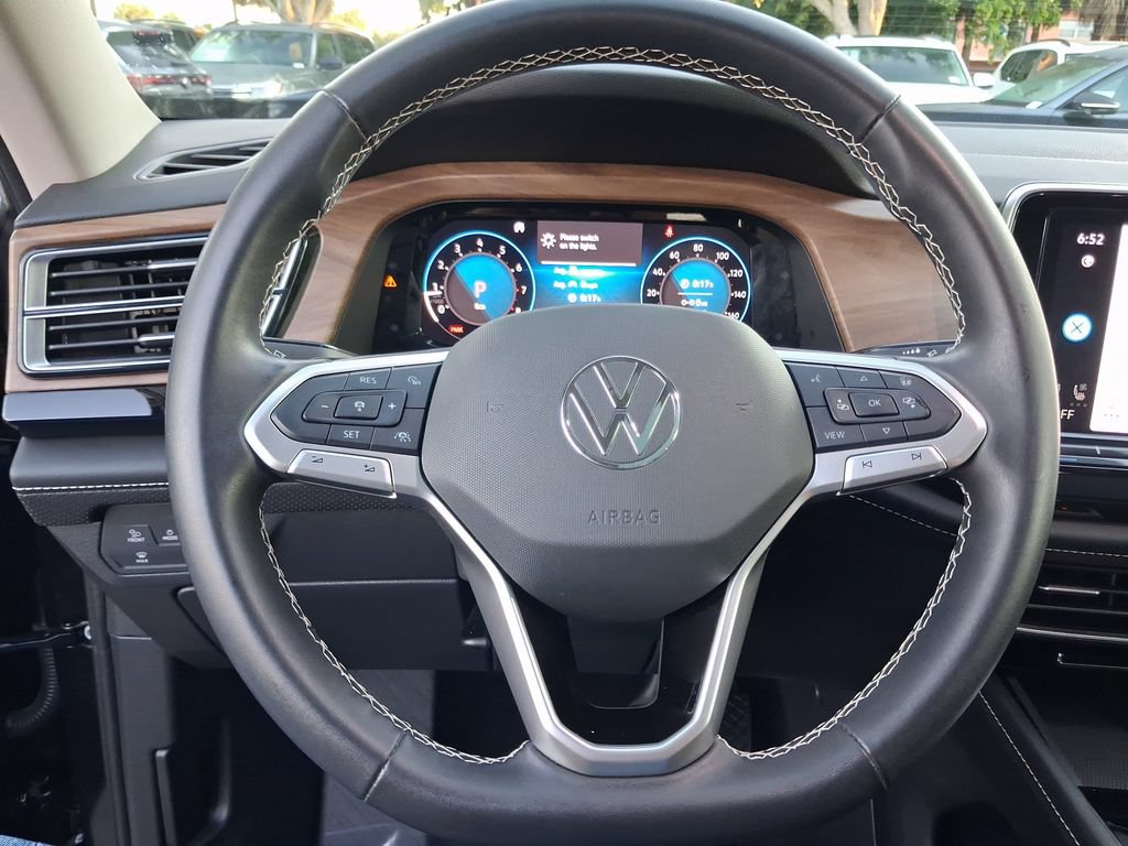 Certified 2024 Volkswagen Atlas SE FWD image 18