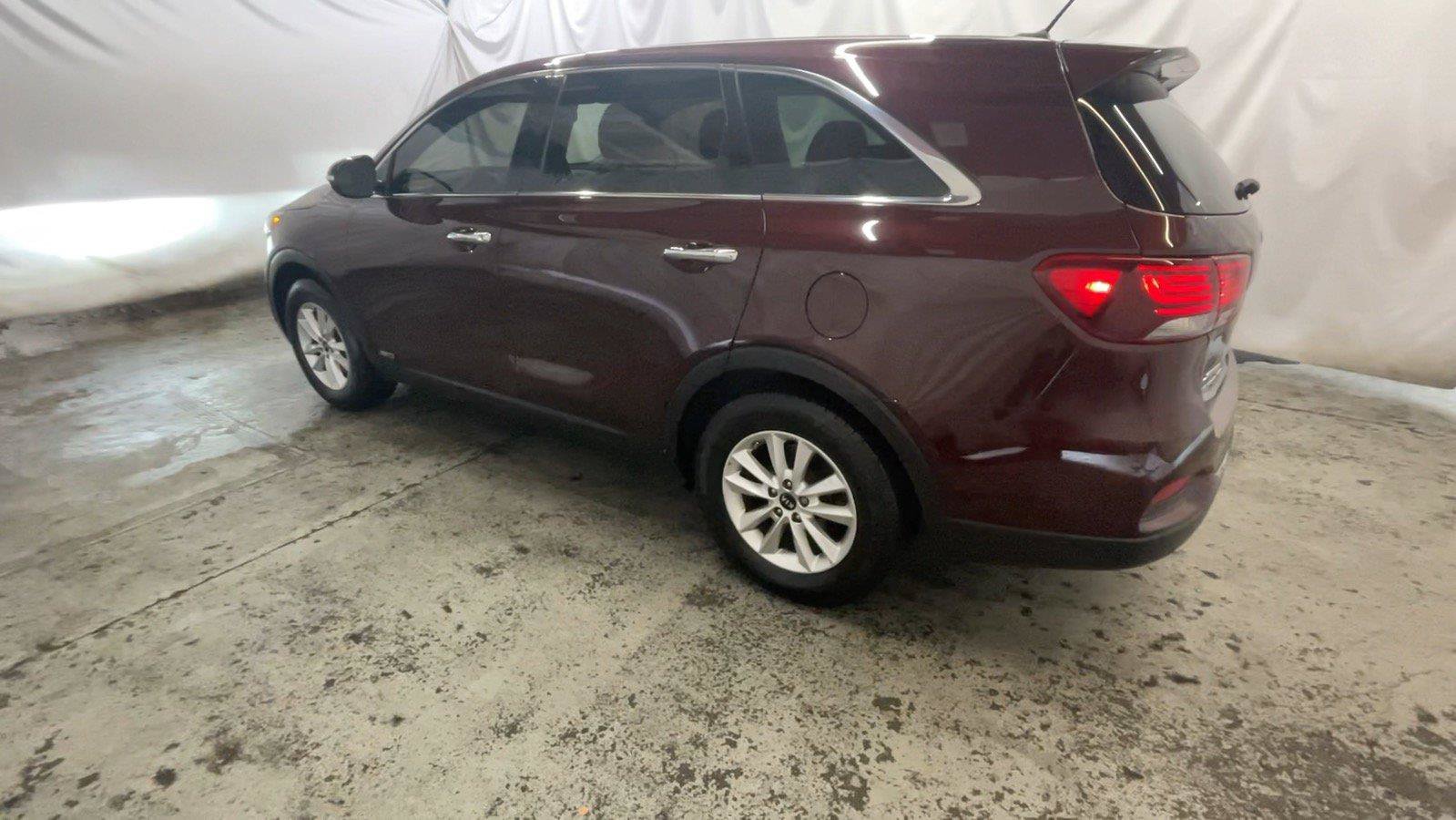 Used 2019 Kia Sorento AWD image 10