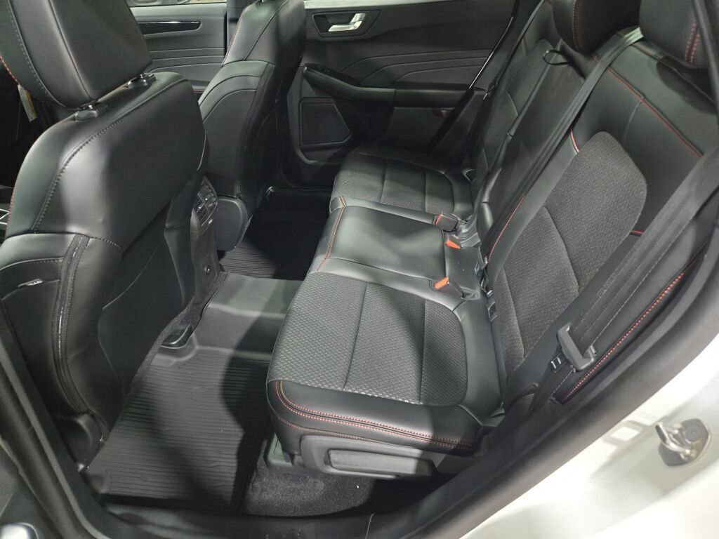 New 2025 Ford Escape ST-Line w/ Tech Pack #1 image 19