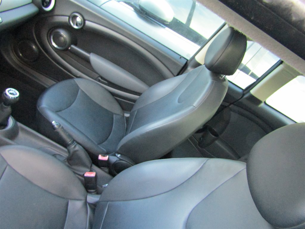 Used 2011 MINI Cooper Clubman image 6