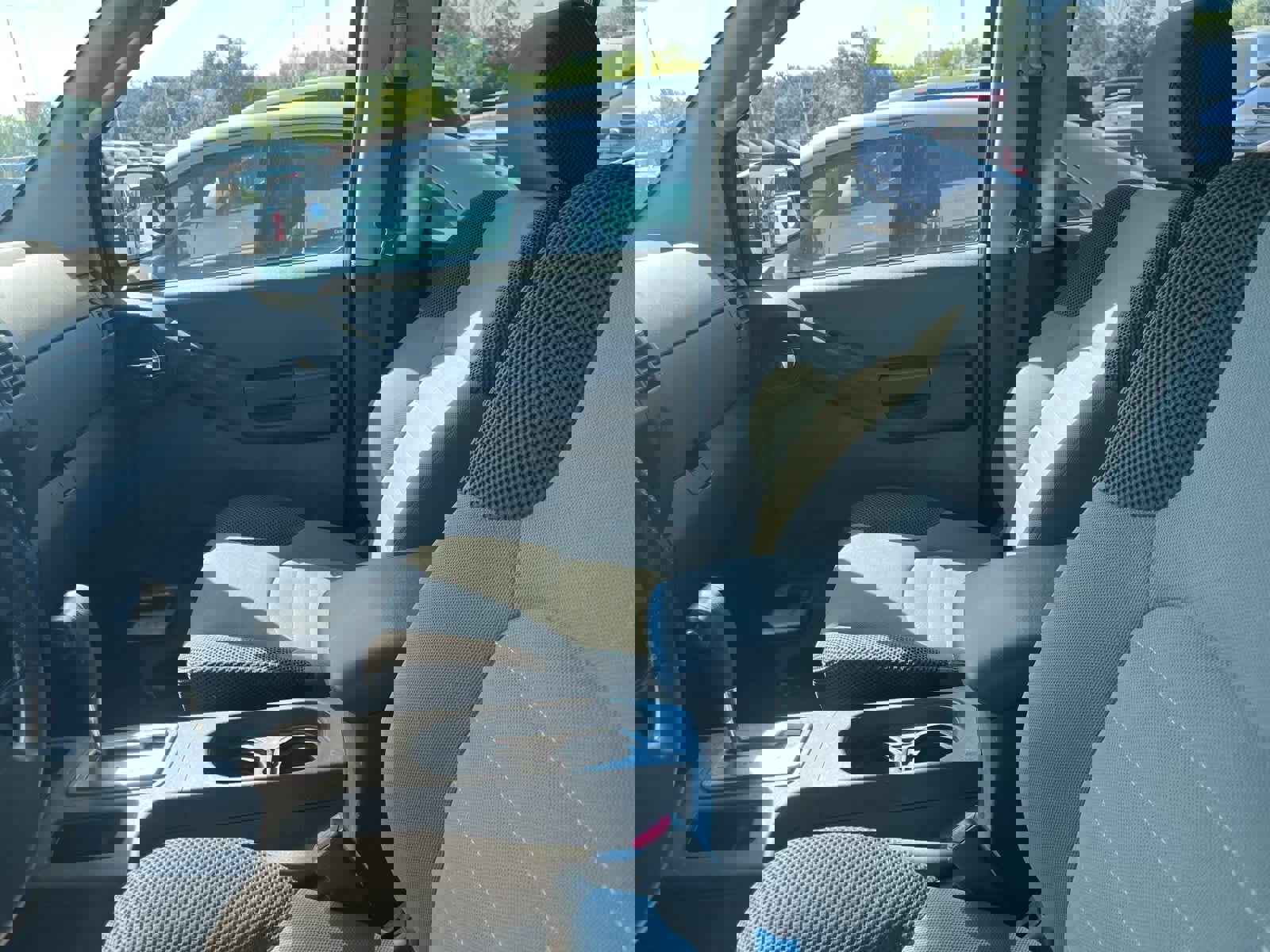 Used 2005 Nissan Xterra S w/ (P01) Power Pkg image 22