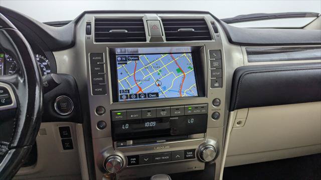 Used 2020 Lexus GX 460 Premium w/ Premium Package AWD/4WD image 27