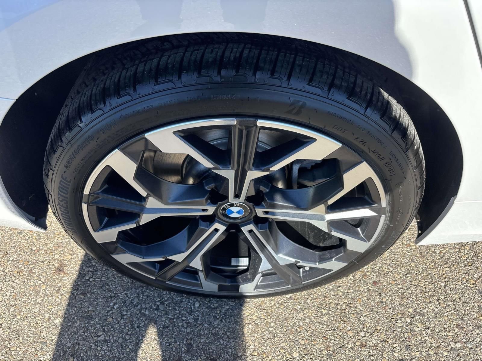 New 2026 BMW 330i xDrive Sedan w/ Premium Package AWD/4WD image 10