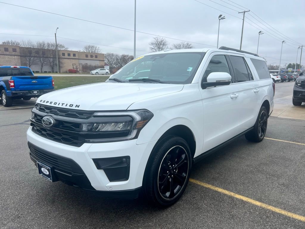 Used 2022 Ford Expedition Max Limited image 42