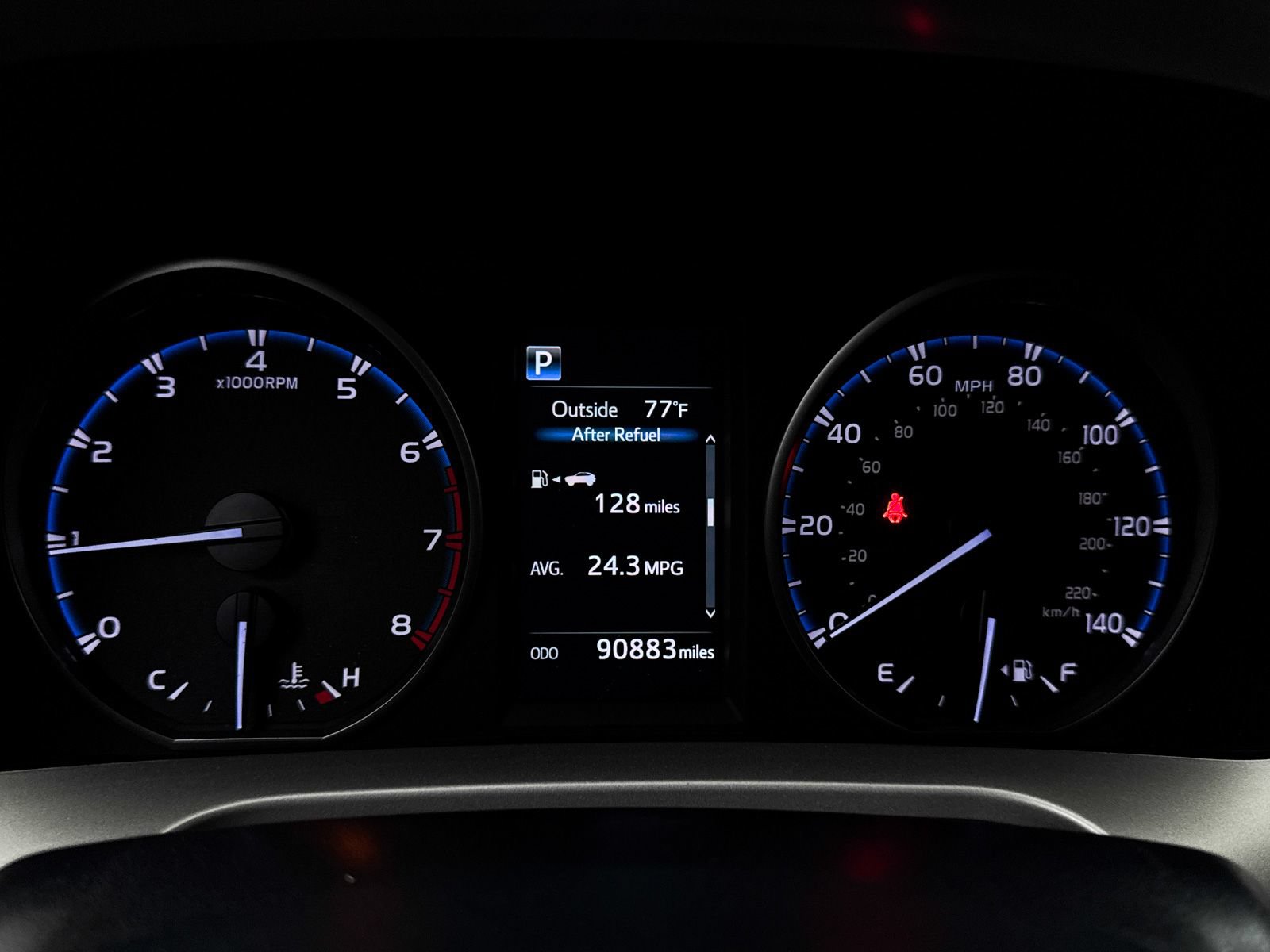 Used 2017 Toyota RAV4 LE FWD image 32