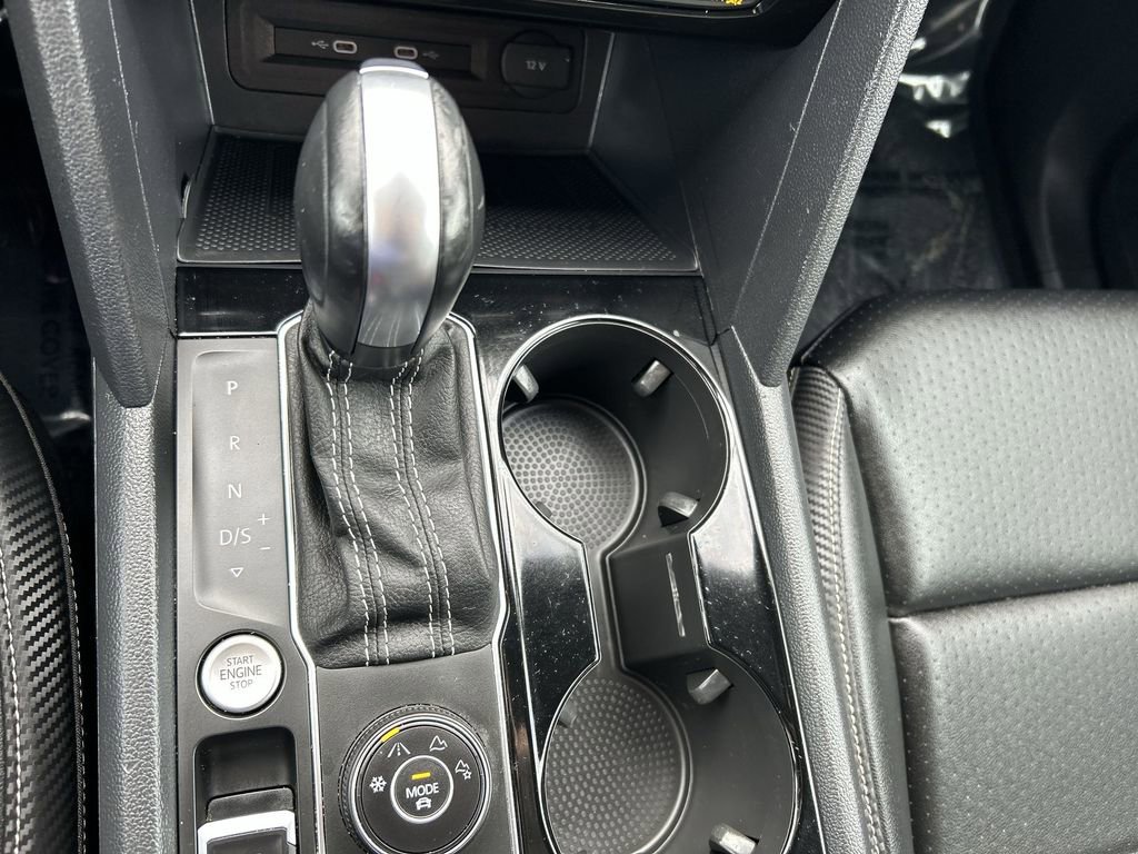 Used 2022 Volkswagen Atlas Cross Sport SEL R-Line image 19