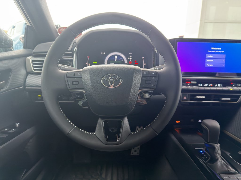 New 2026 Toyota Camry Hybrid w/ Multimedia Upgrade Package AWD/4WD image 40