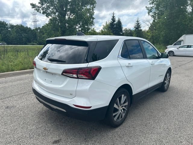 Used 2024 Chevrolet Equinox LT w/ LPO, Floor Liner Package FWD image 3