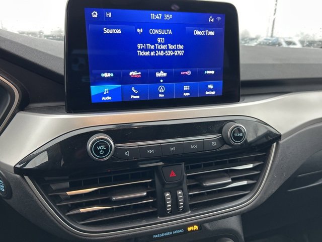 Used 2020 Ford Escape SEL image 11