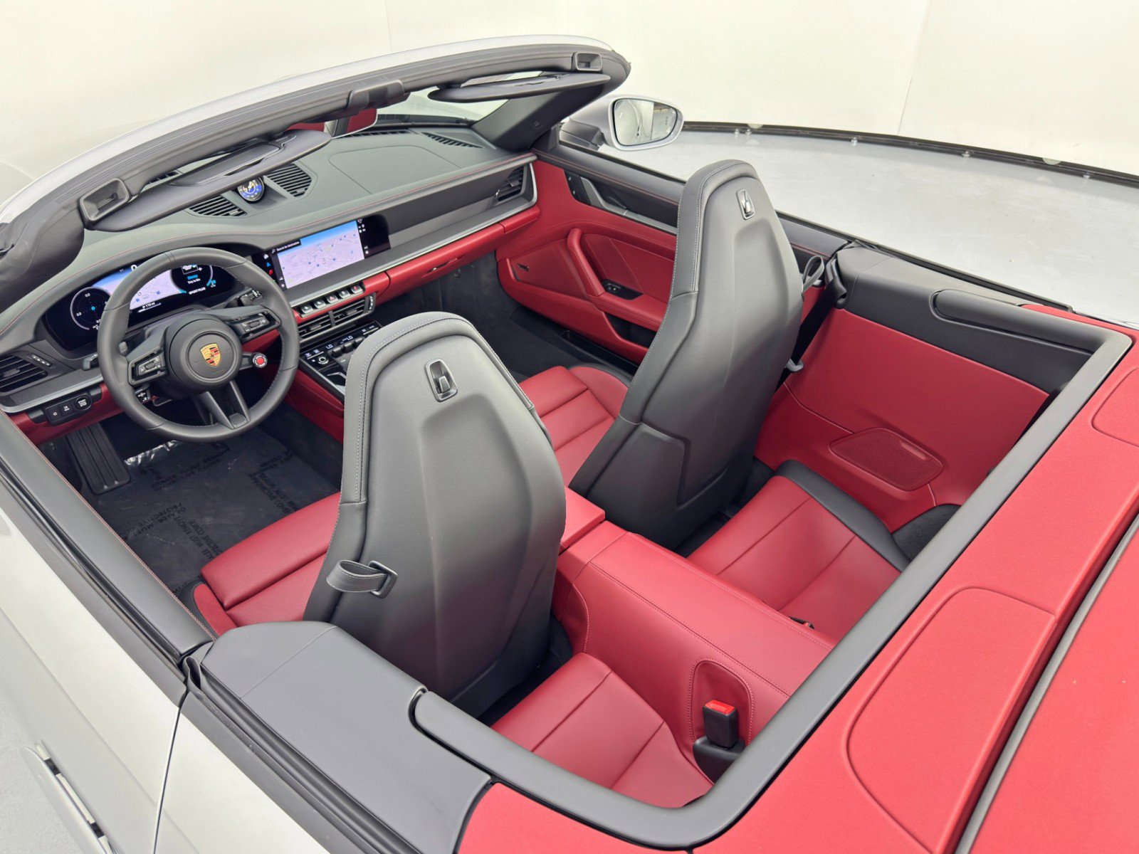 Used 2025 Porsche 911 Carrera image 43