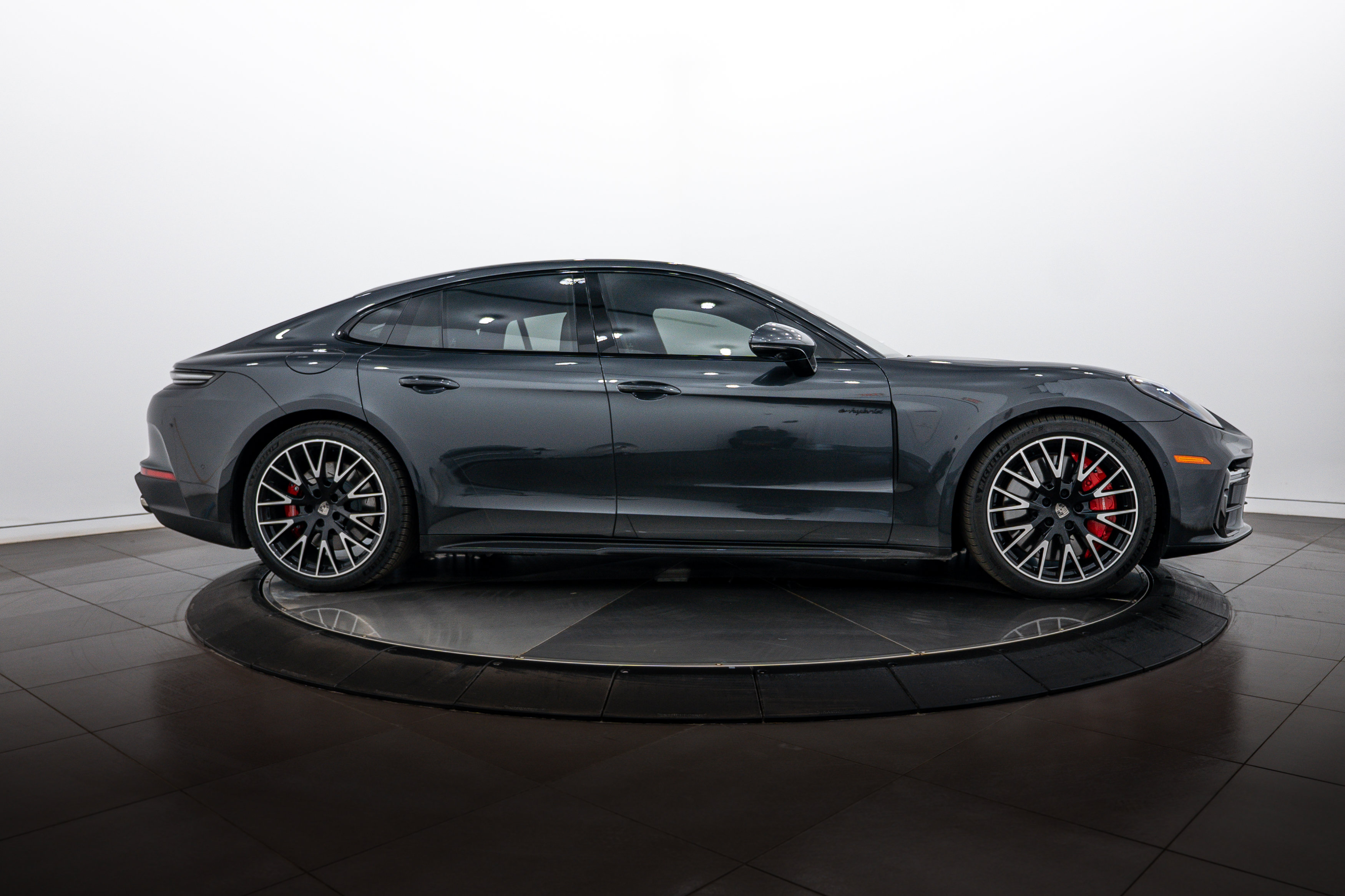 New 2026 Porsche Panamera Turbo AWD/4WD image 8