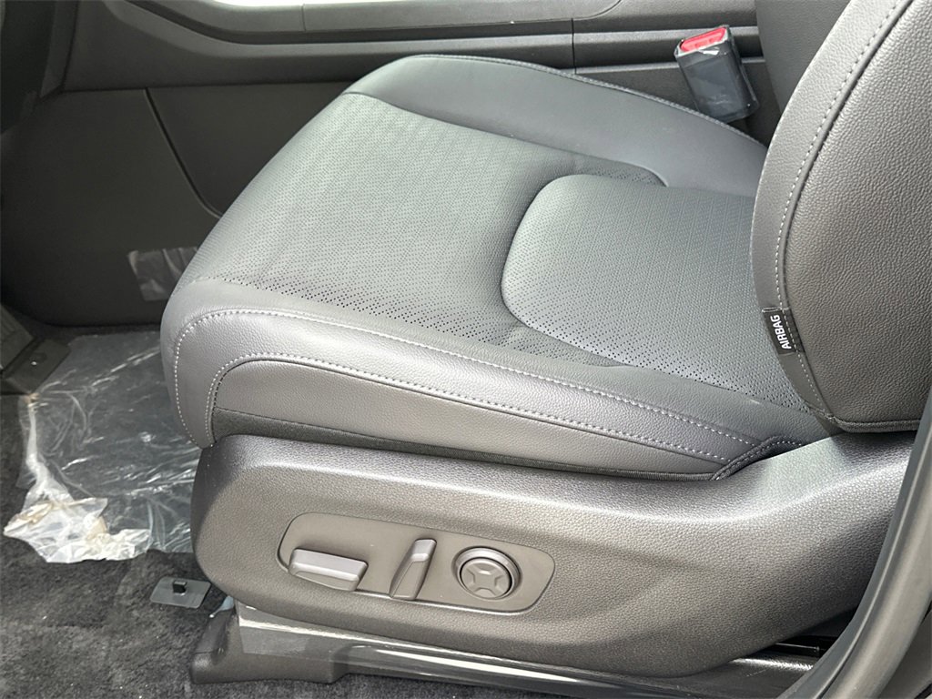 New 2026 Kia Carnival SX Prestige image 21