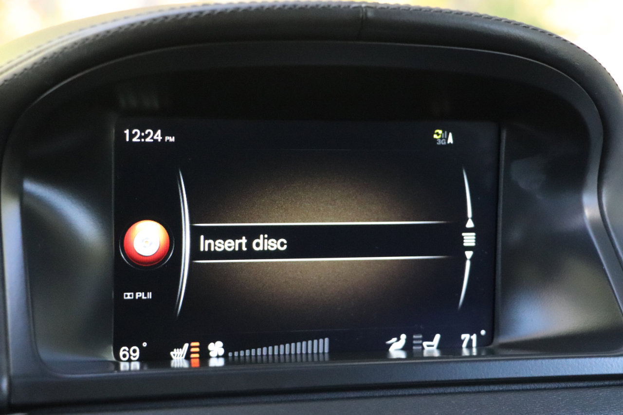 Used 2016 Volvo XC70 T5 Platinum w/ Climate Package image 27