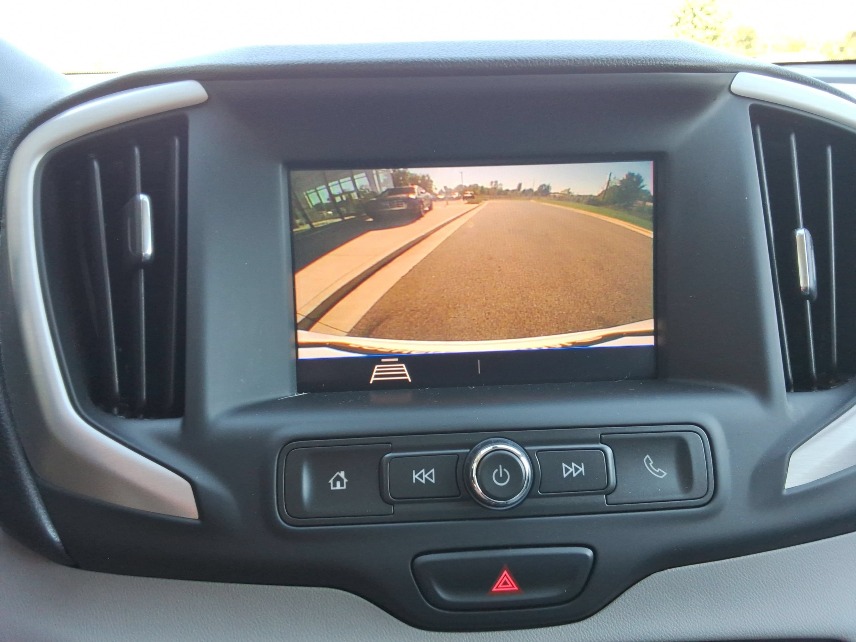 Used 2020 GMC Terrain SLE w/ Driver Convenience Package AWD/4WD image 29