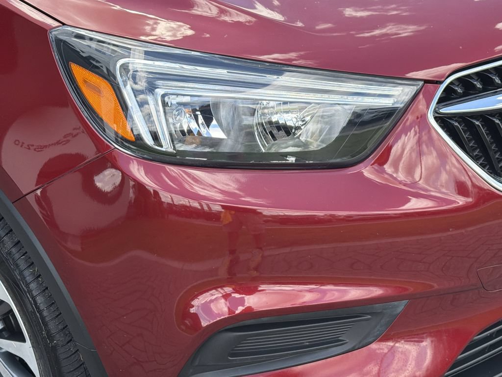 Used 2021 Buick Encore Preferred AWD/4WD image 8