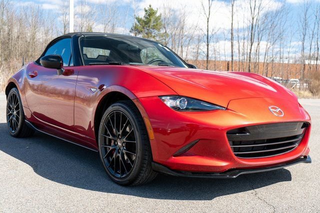 Used 2016 MAZDA MX-5 Miata Club w/ Brembo/BBS Package image 4