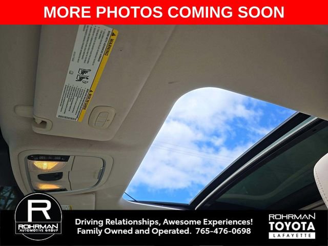 Used 2016 Chrysler 200 C w/ Navigation & Sound Group I FWD image 9