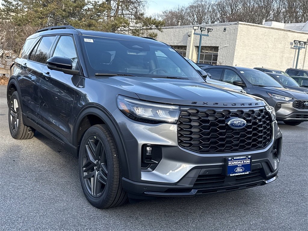 New 2026 Ford Explorer ST-Line w/ ST-Line Street Pack image 1