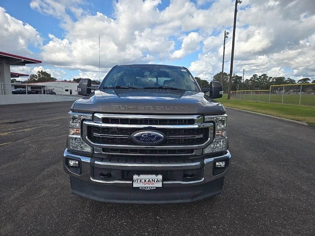 Used 2021 Ford F250 Lariat w/ Lariat Value Package image 2