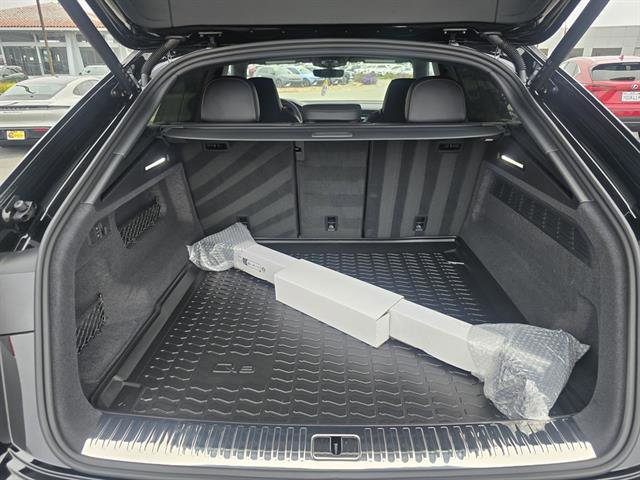 New 2025 Audi RS Q8 performance image 14