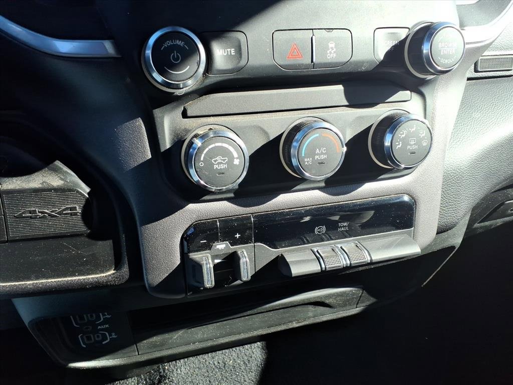 Used 2024 RAM 2500 Big Horn image 12