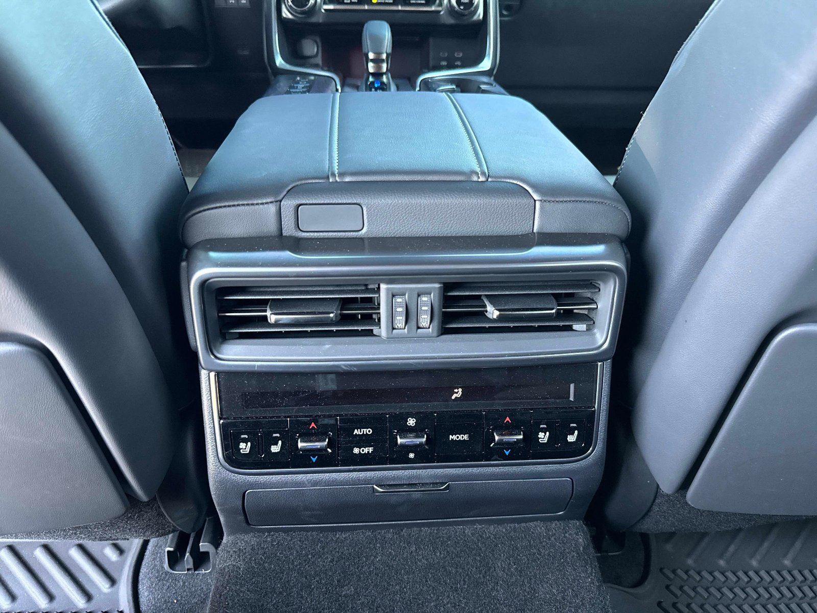 Certified 2025 Lexus LX 700h Overtrail image 17