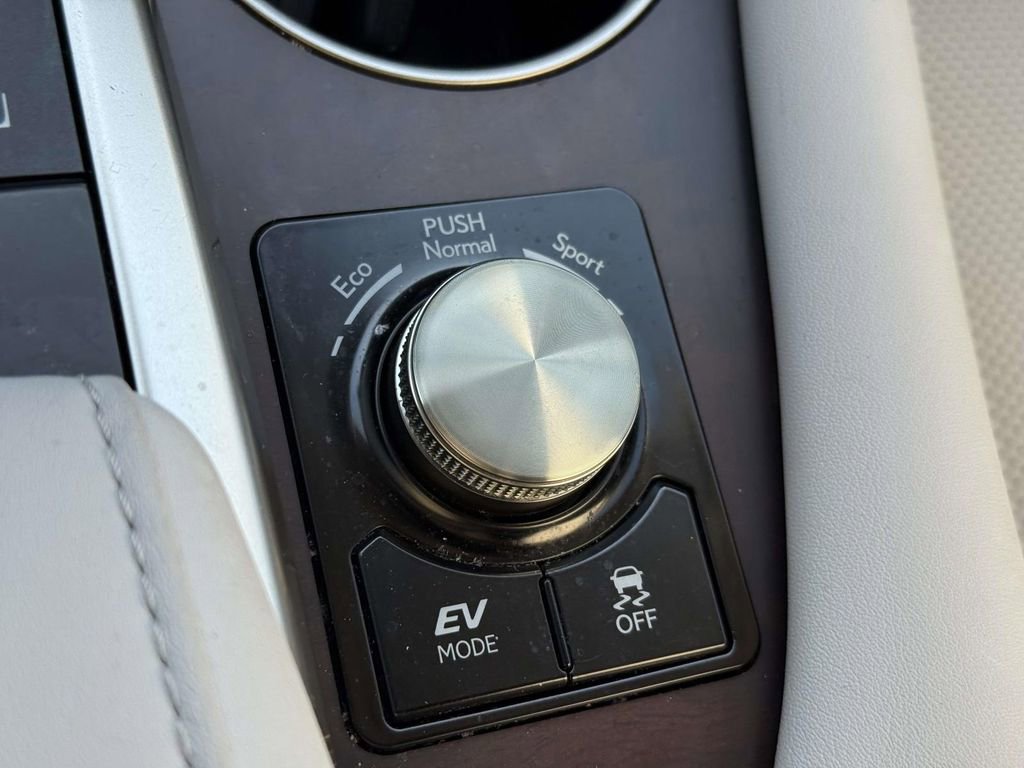 Used 2020 Lexus RX 450h AWD w/ Premium Package image 23