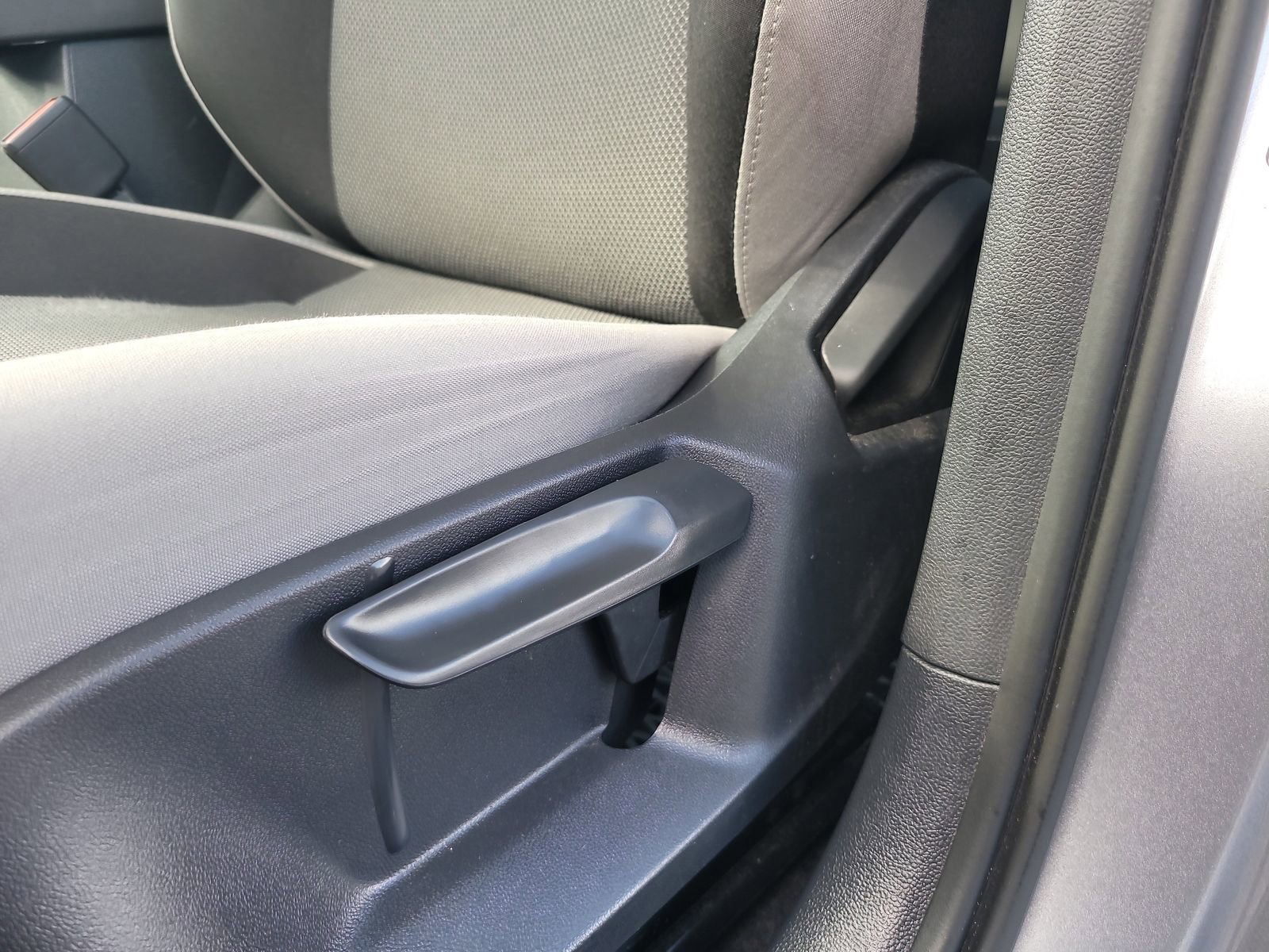 Used 2023 Volkswagen Taos S image 18