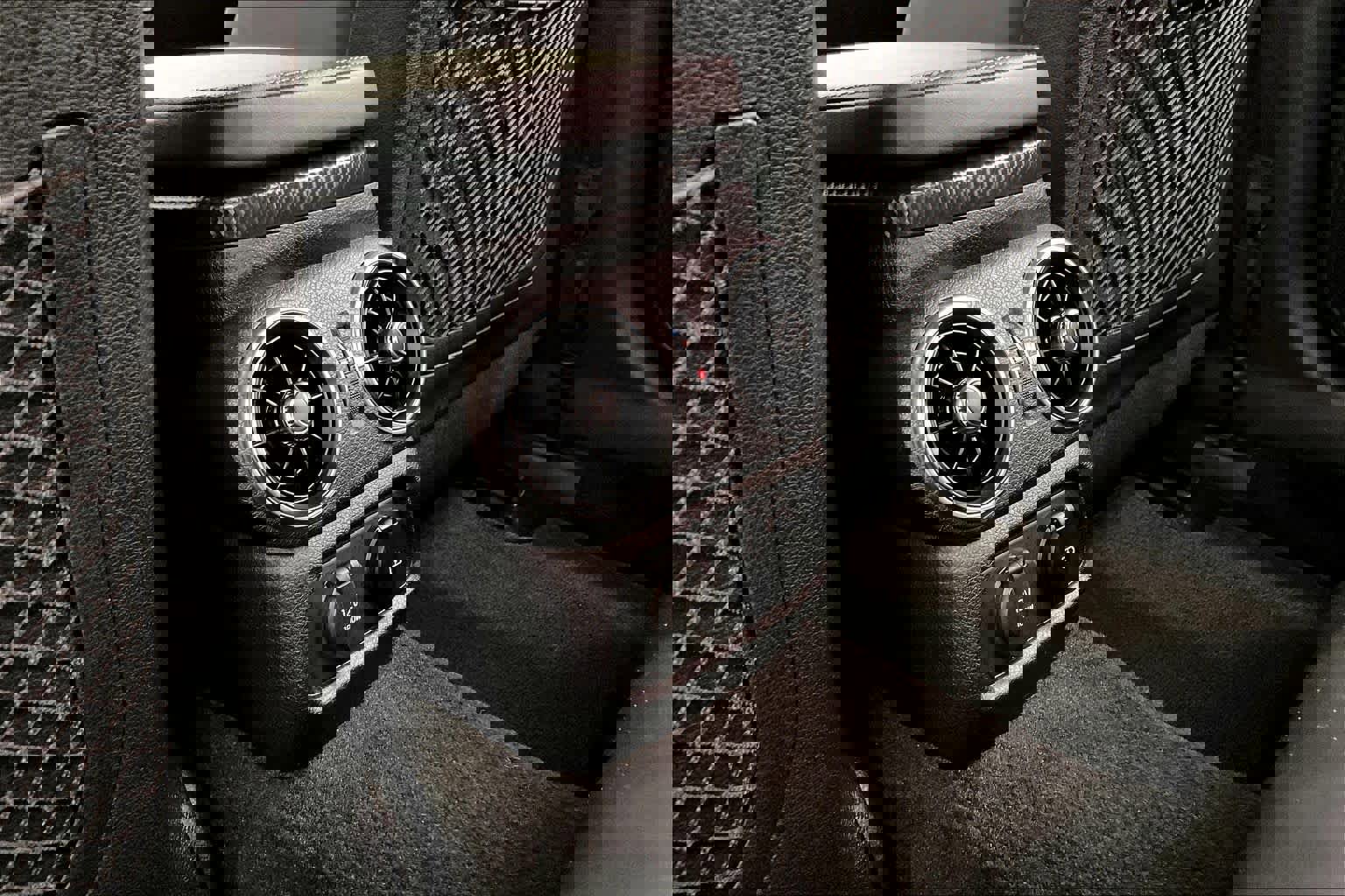 Used 2022 Kia Stinger GT2 w/ Scorpion Package image 37