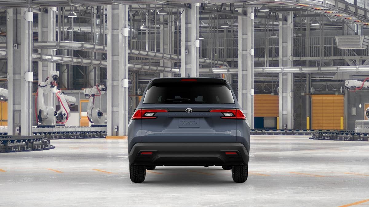 New 2026 Toyota Grand Highlander XLE image 8