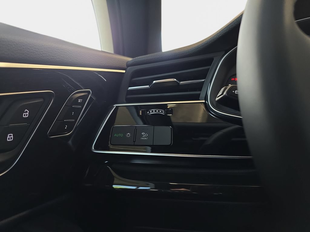New 2026 Audi Q7 3.0T Premium AWD/4WD image 24