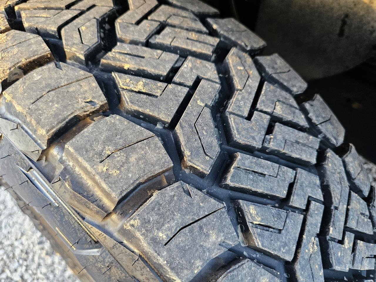 Used 2020 Toyota Tundra SR5 w/ SR5 Convenience Package image 70