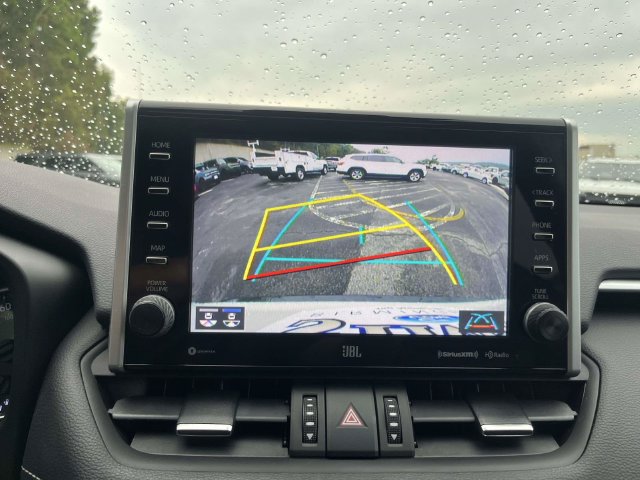 Used 2022 Toyota RAV4 XLE Premium AWD/4WD image 30